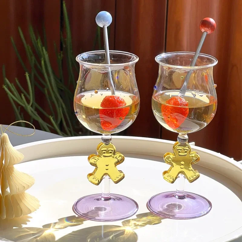 Kerstsfeerglas met hoge voet,  - Wine Beer Foot recensie en prijs